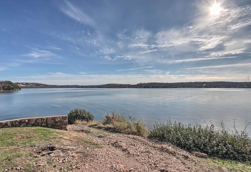 < 1 Mi To Margaritaville Resort: Osage Beach Home!