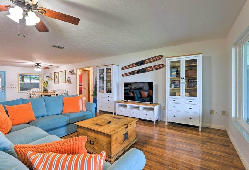 Lakefront Babson Park Escape: Pet Friendly!