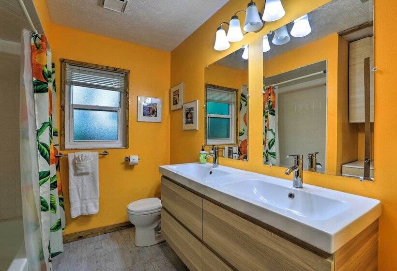 Lakefront Babson Park Escape: Pet Friendly!