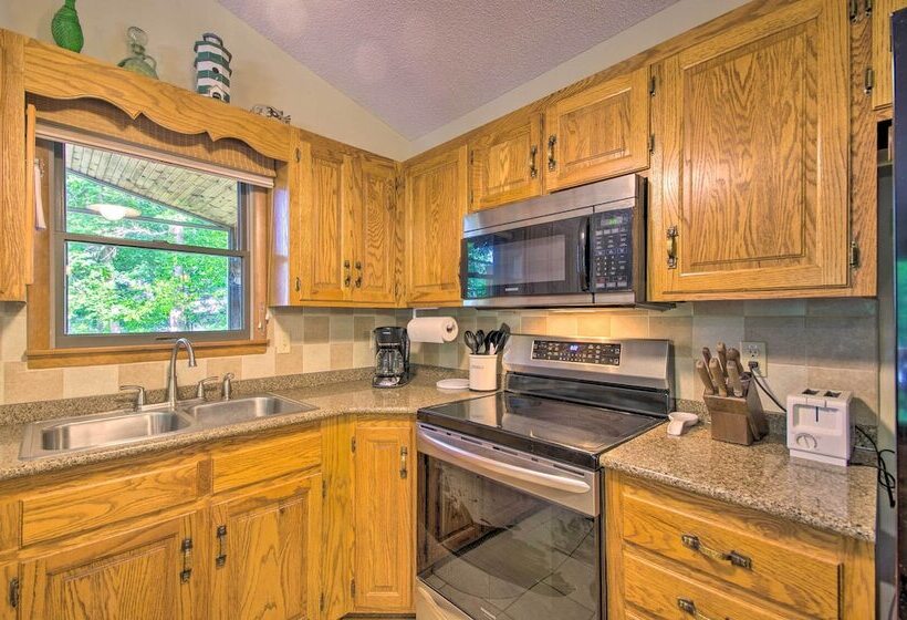 Private Boat Dock: Lakefront Eldon Home!
