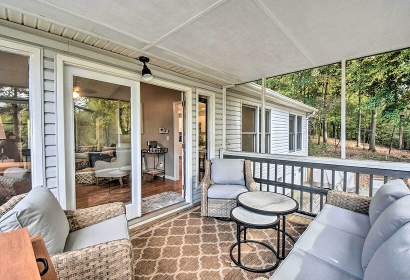 Lakefront Westminster Retreat W/ Boat Dock!
