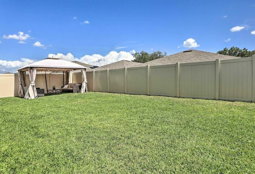 Modern & Bright Ruskin Home Near Bahia Beach!