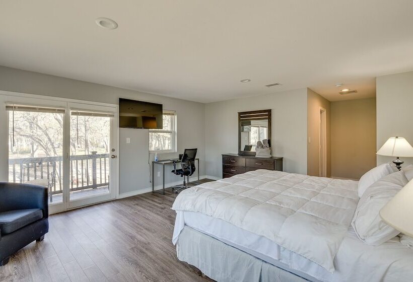 Modern Flower Mound Home < 2 Mi To River Walk