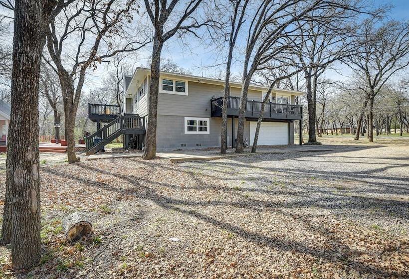 Modern Flower Mound Home < 2 Mi To River Walk