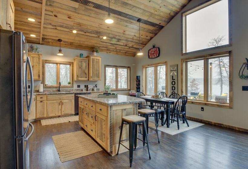 Modern Lakeside Chalet On Crow Wing Chain W/ Dock!