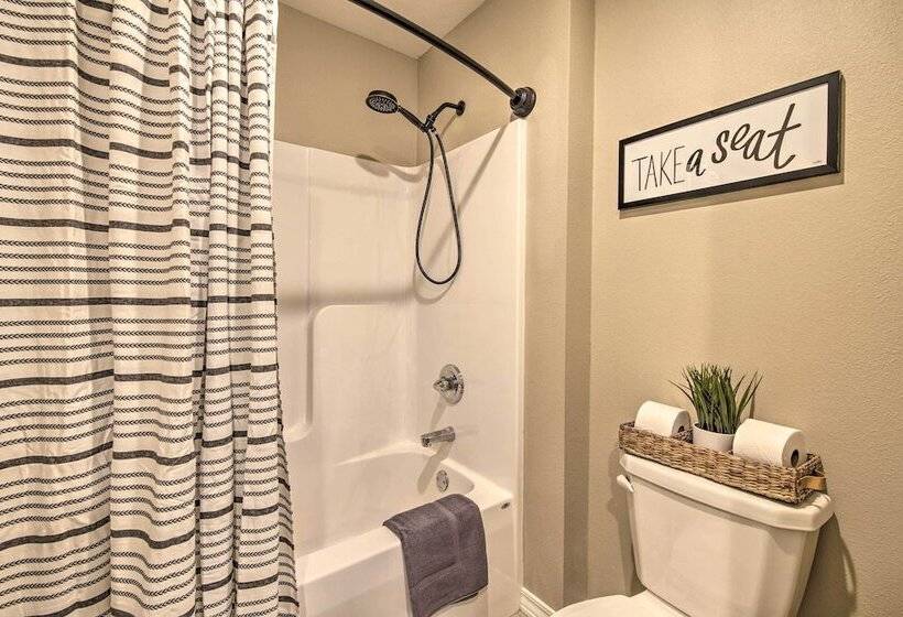 Ozark Home: Pool Access, Deck & Fenced Yard