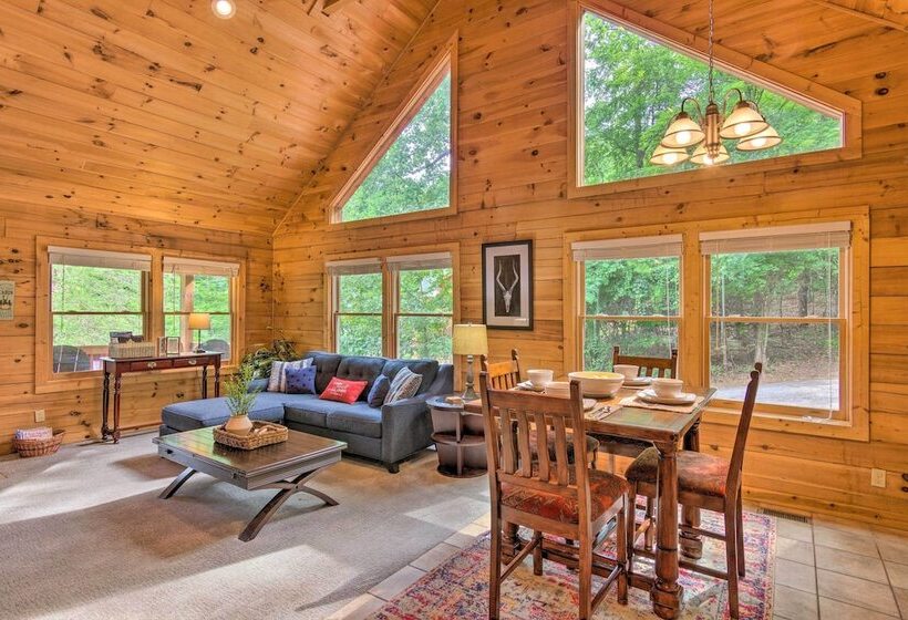 Moonshine Manor  Cabin W/ Hot Tub, Near Lake Lure