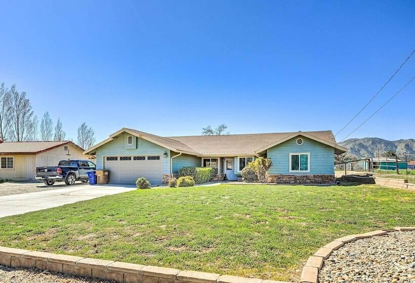 Newly Updated, Dog Friendly Peakview House!