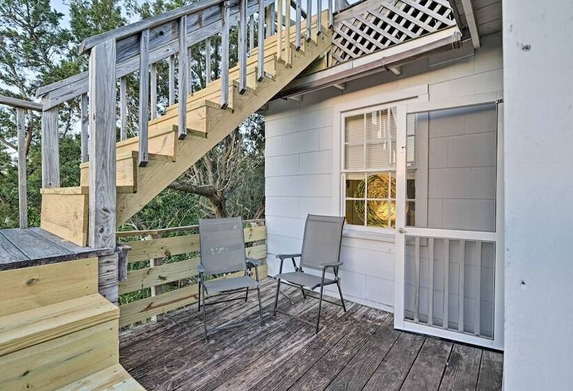 Pawleys Island House,   Steps To Beach & Creek!