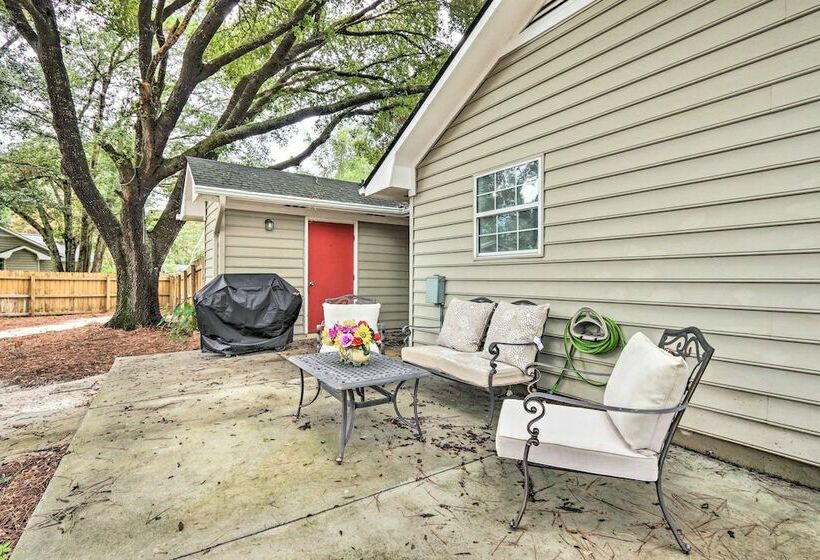 Peaceful Beaufort Home W/ Front Porch + Grill