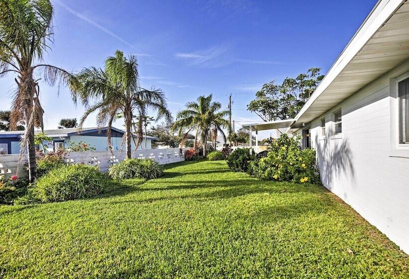 Pet Friendly Daytona Beach Home, Walk To The Ocean