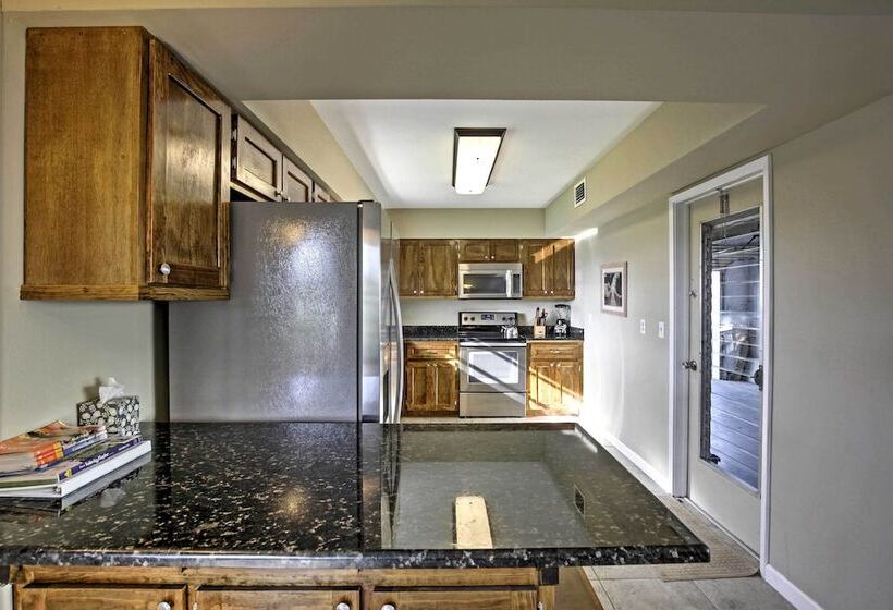 Pet Friendly Daytona Beach Home, Walk To The Ocean