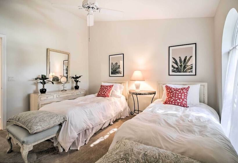 Pet Friendly Home In Vero Beach, 1 Mi To Beach!