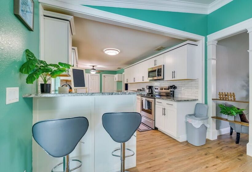Pet Friendly Ocala Escape W/ Private Pool & Yard!