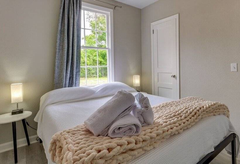 Pet Friendly Pensacola House Rental: 3 Mi To Beach