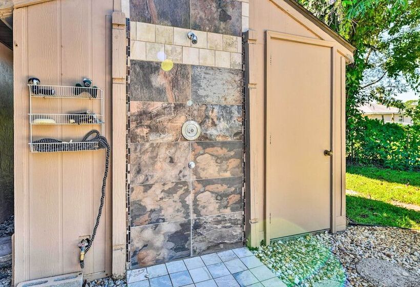 Port Charlotte Retreat W/ Heated Pool & Spa!