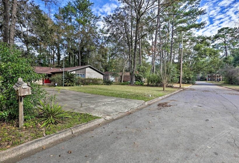 Quaint Tallahassee Home W/ Patio < 3 Mi To Fsu!