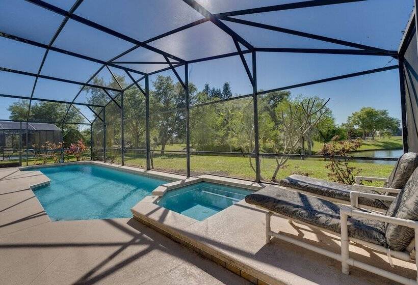 Lake View Escape W/ Lanai In Kissimmee!