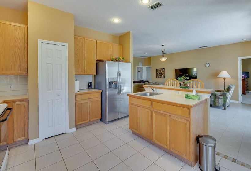 Lake View Escape W/ Lanai In Kissimmee!