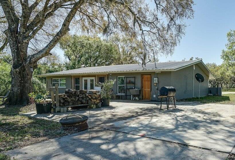 Spacious Arcadia Escape Near Public Boat Ramp