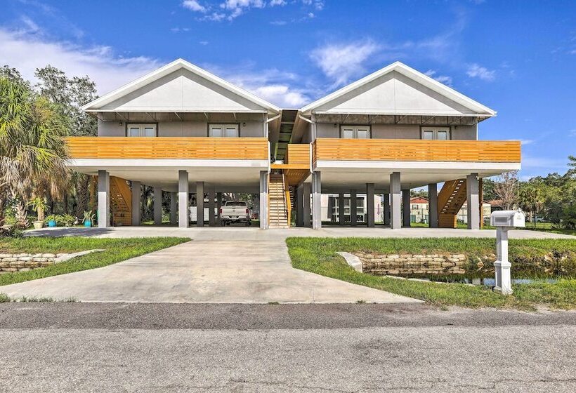 Family Friendly Tampa Home < 3 Mi To Ocean!