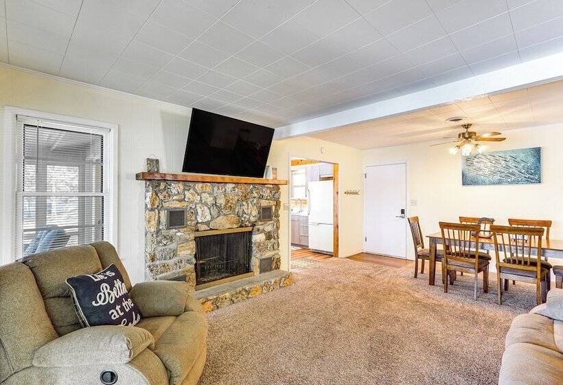 Sunrise Beach Cottage W/ Dock & Boat Launch!