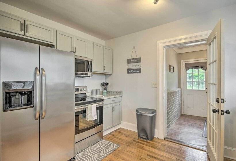 The Rosewood House  3 Mi To Downtown Columbia!