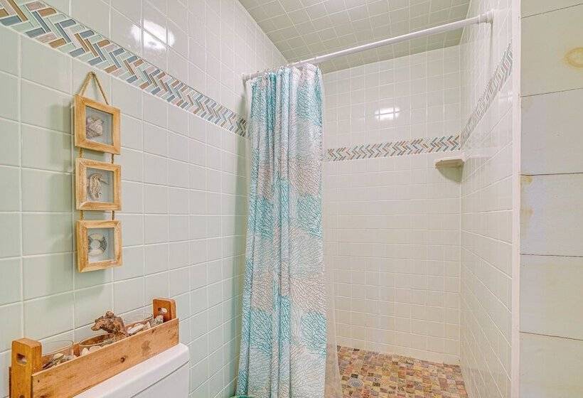 Waterfront Hernando Beach Home W/ Dock & Hot Tub!