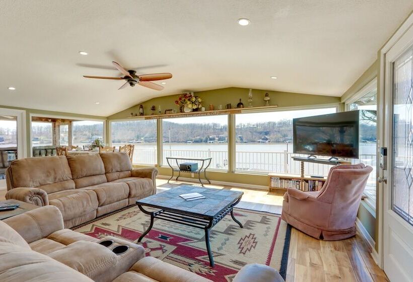 Waterfront Lake Of The Ozarks Home W/ Private Dock