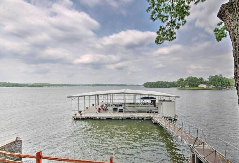 Private Dock: Waterfront Lake Ozark Home!