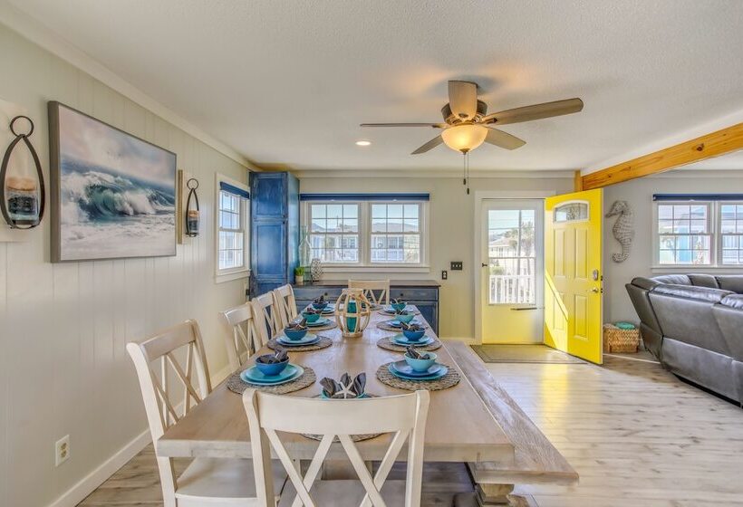 Waterfront Home W/ Deck In North Myrtle Beach!