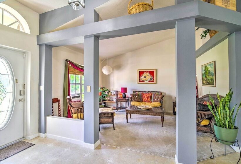 Banzai Palm Bay  Home Near Parks & Beaches!