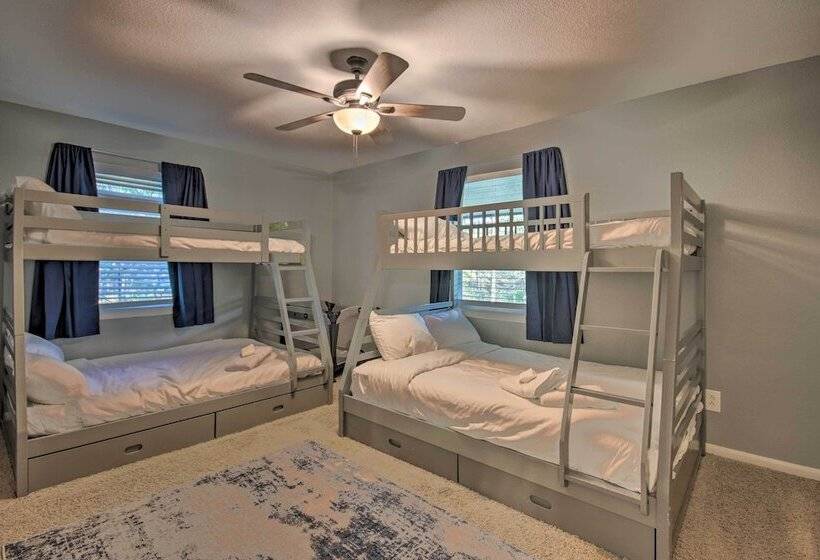 Beaver Lake Home ~ 8 Mi To Downtown Rogers!