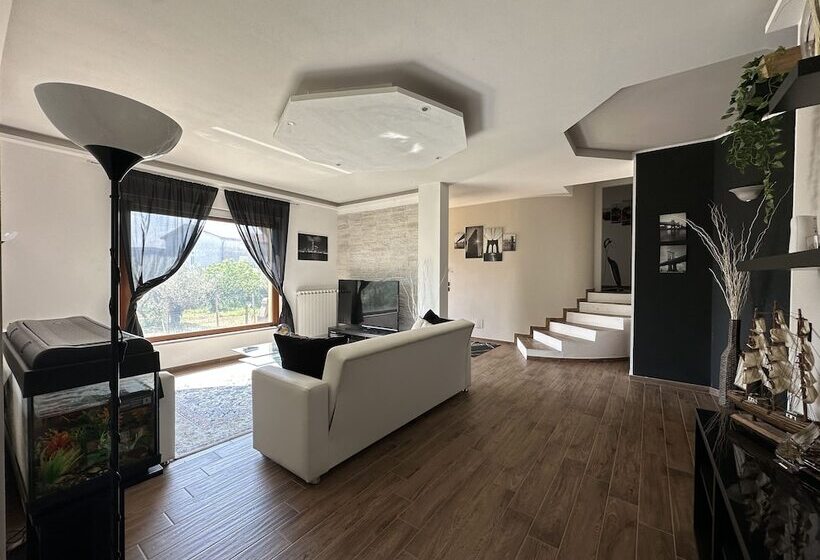 مبيت وإفطار Villa Ma Ya