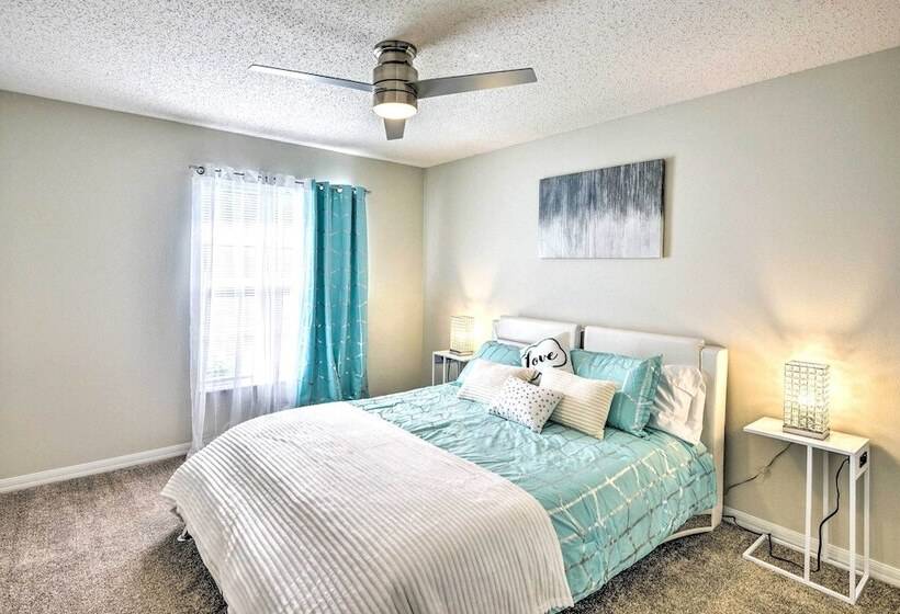 Bright Palm Coast Gem W/ Lanai & Private Pool