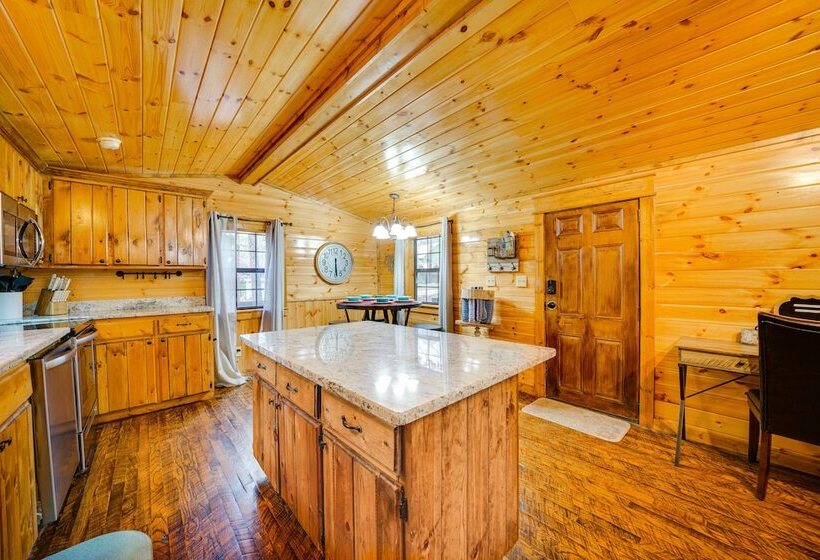 Broken Bow Abode W/ Hot Tub < 7 Mi To Lake!