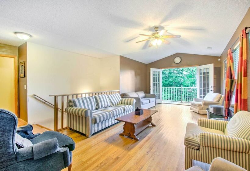 Cedar Mountain House On 12 Acres   Near Trails!