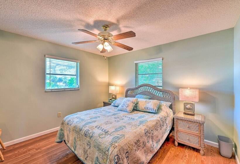 Coastal Oasis W/ Shared Pool, 2 Mi To Beach!
