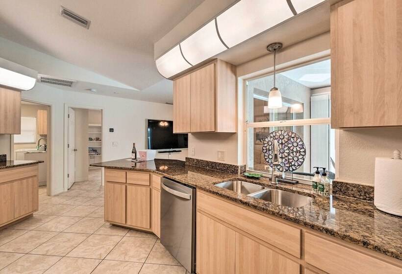 Englewood Escape W/ Pool ~ 6 Mi To Beaches!