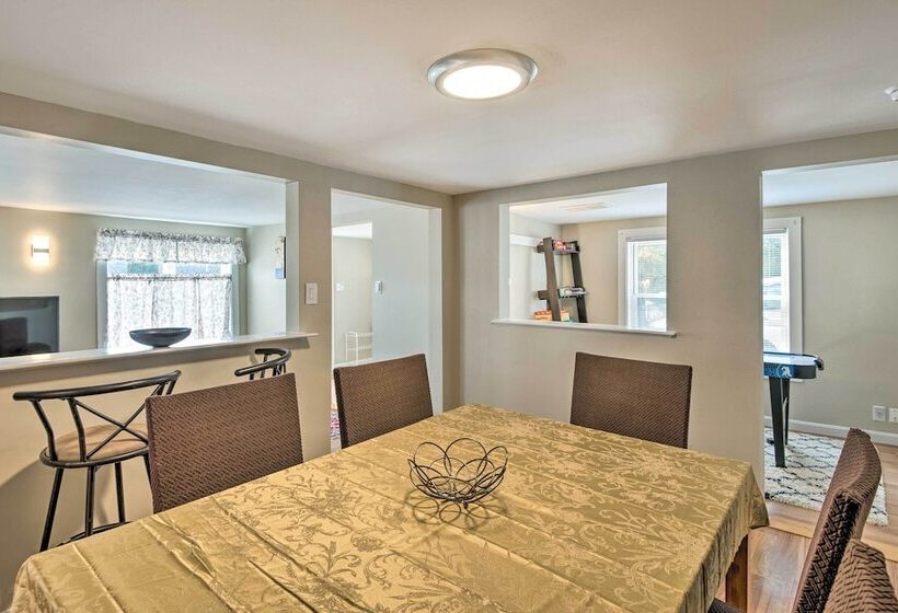 Historic Meredith Home: Walk To Town Center!