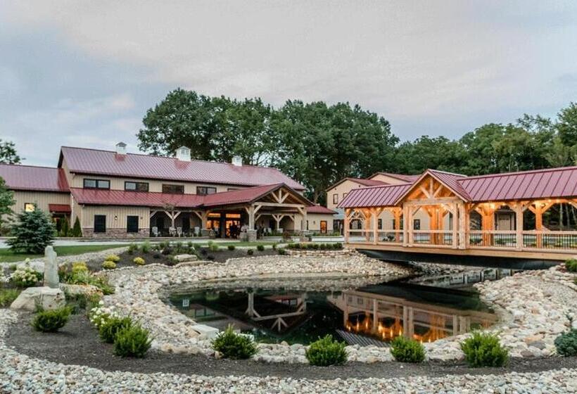 여관 Tall Oaks Resort