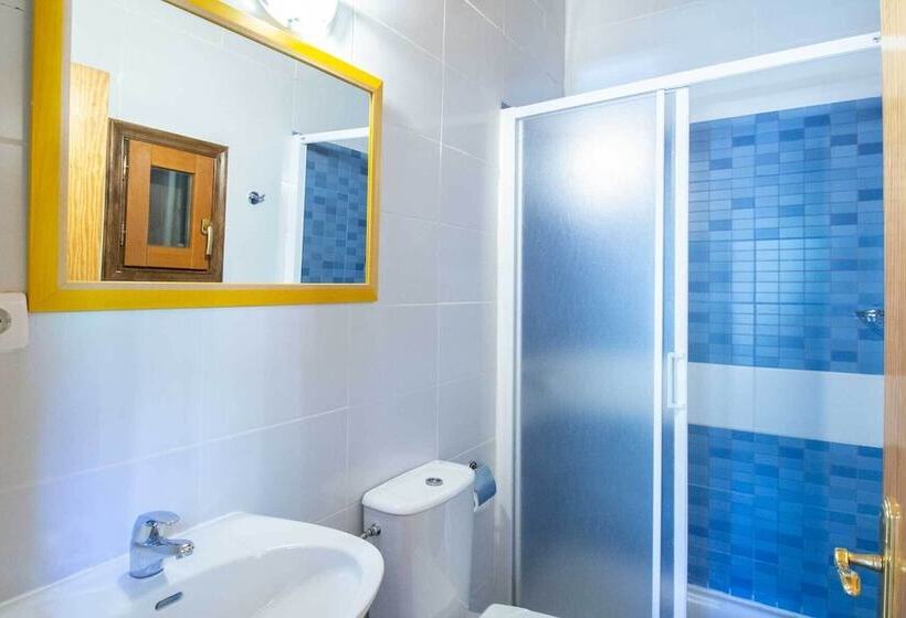 בית מלון כפרי Camping Urbión