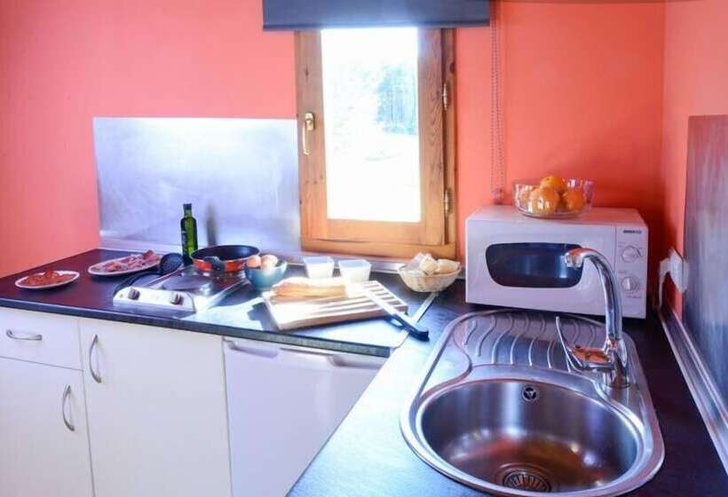 בית מלון כפרי Camping Urbión