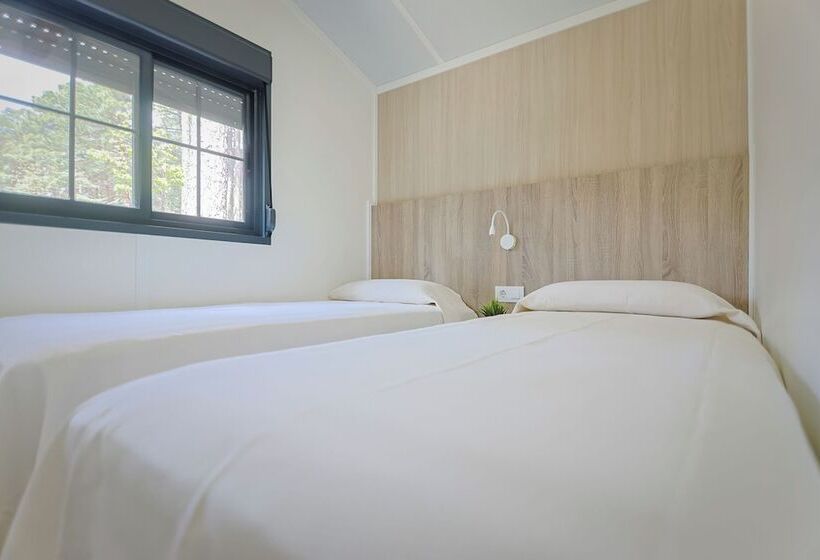 בית מלון כפרי Camping Urbión