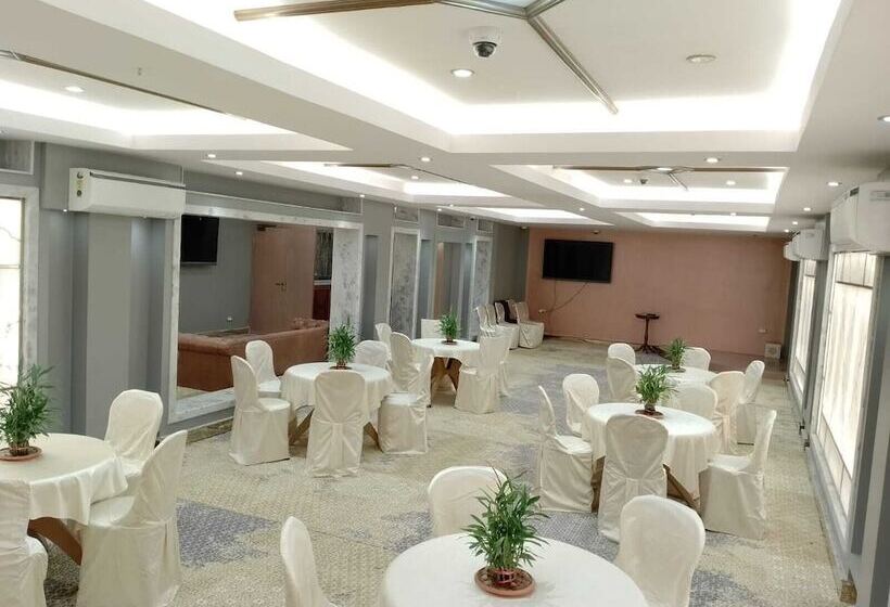 فندق La Nicholas Dei Da Kine Resort