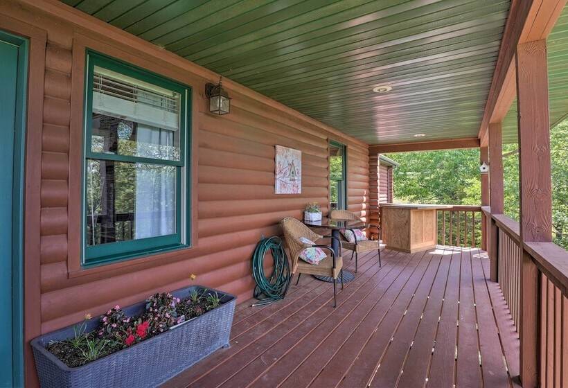Beaver Lake Home W/ Game Room, Boat Slip & Views!