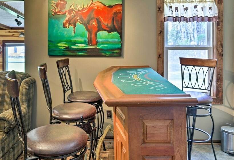 Lovely Lakefront Cottage W/ Fire Pit & Yard!