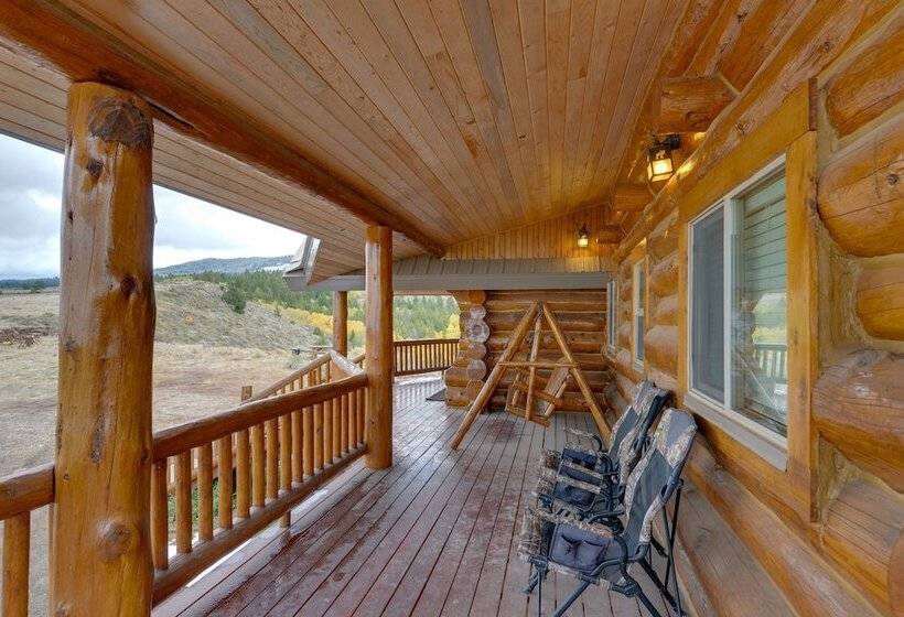 Luxe Lodge In The Tetons For Large Group Retreats!