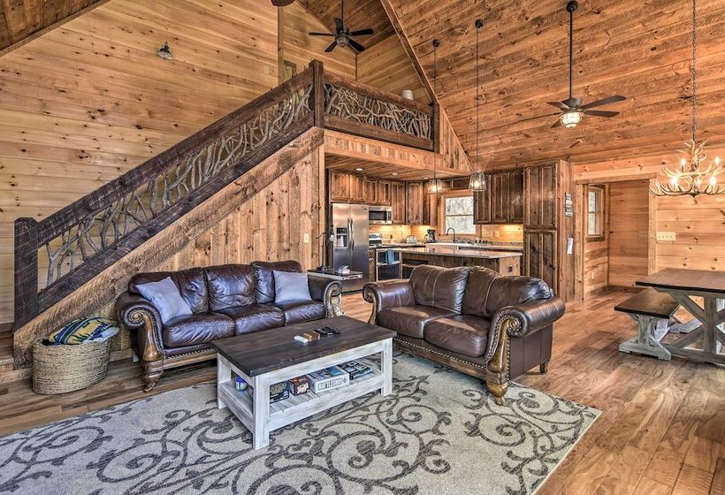 Modern Murphy Cabin W/ Nottely River Views!