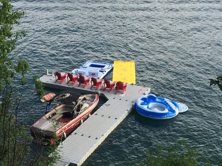 Lakeside Whitefish Cottage W/ Private Hot Tub!